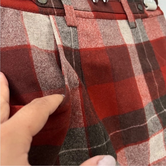 Portland Collection wool skirt - Picture 5 of 5